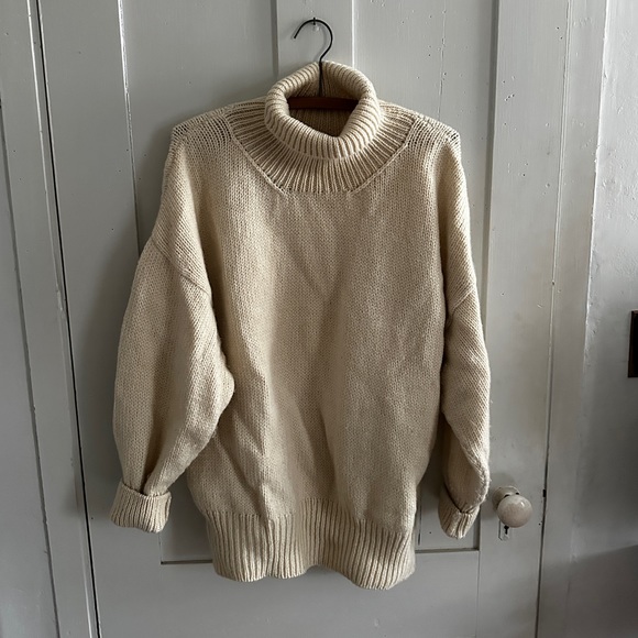 Jaggery London Nora sweater in milk size 1 - Picture 2 of 6